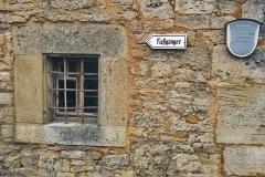 DE_Rot_Klingentor_Courtyard_002