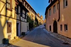 DE_Rot_Walls-n-Towers_001